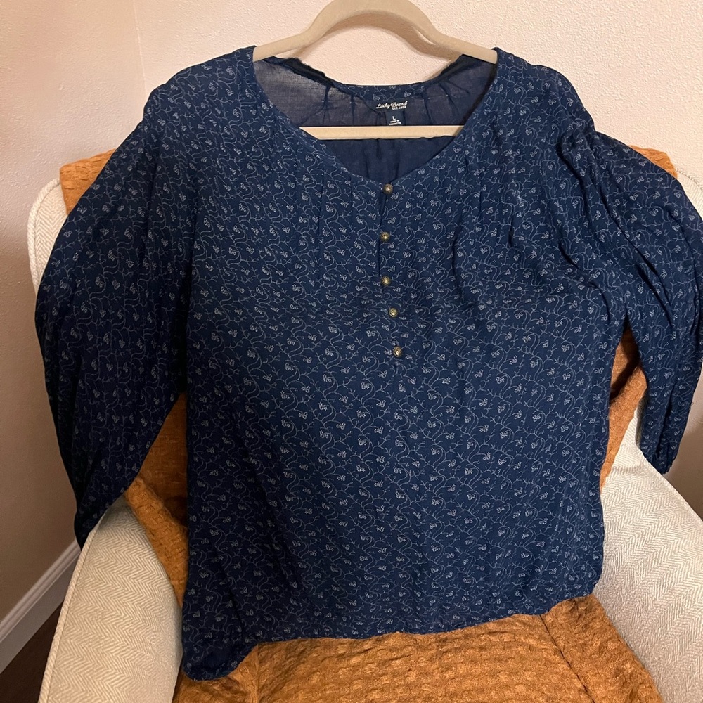Lucky brand top